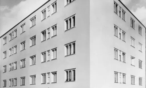 C119 Apartment building